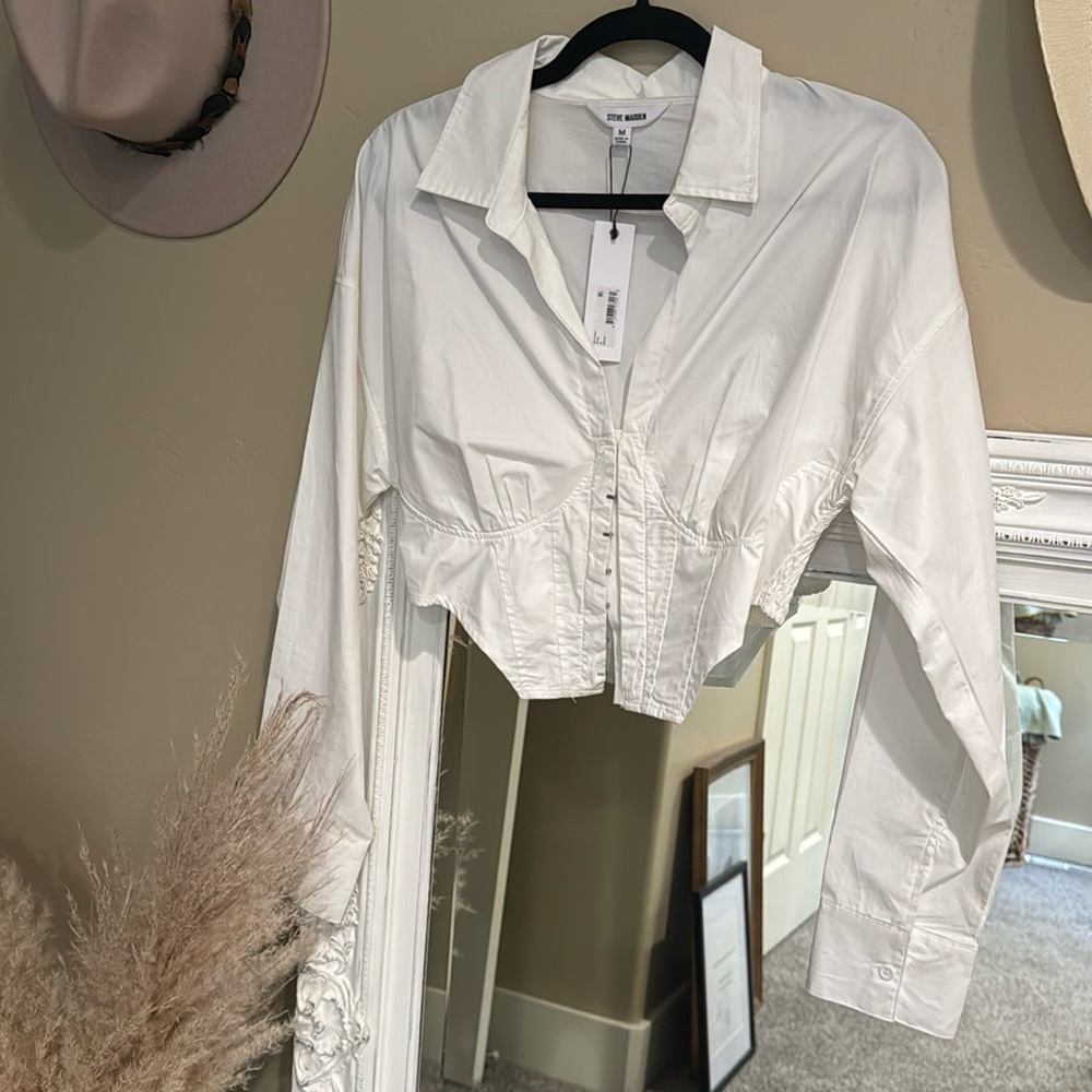 Steve Madden cropped blouse